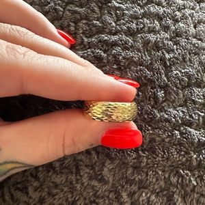 14k Italian gold band